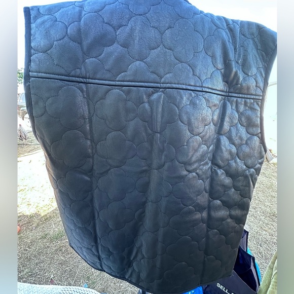 NEW FRNCH PARIS GISETTE/F12100 GILET NOIR MEDIUN WOMENS Black Quilted Vest - Picture 8 of 15